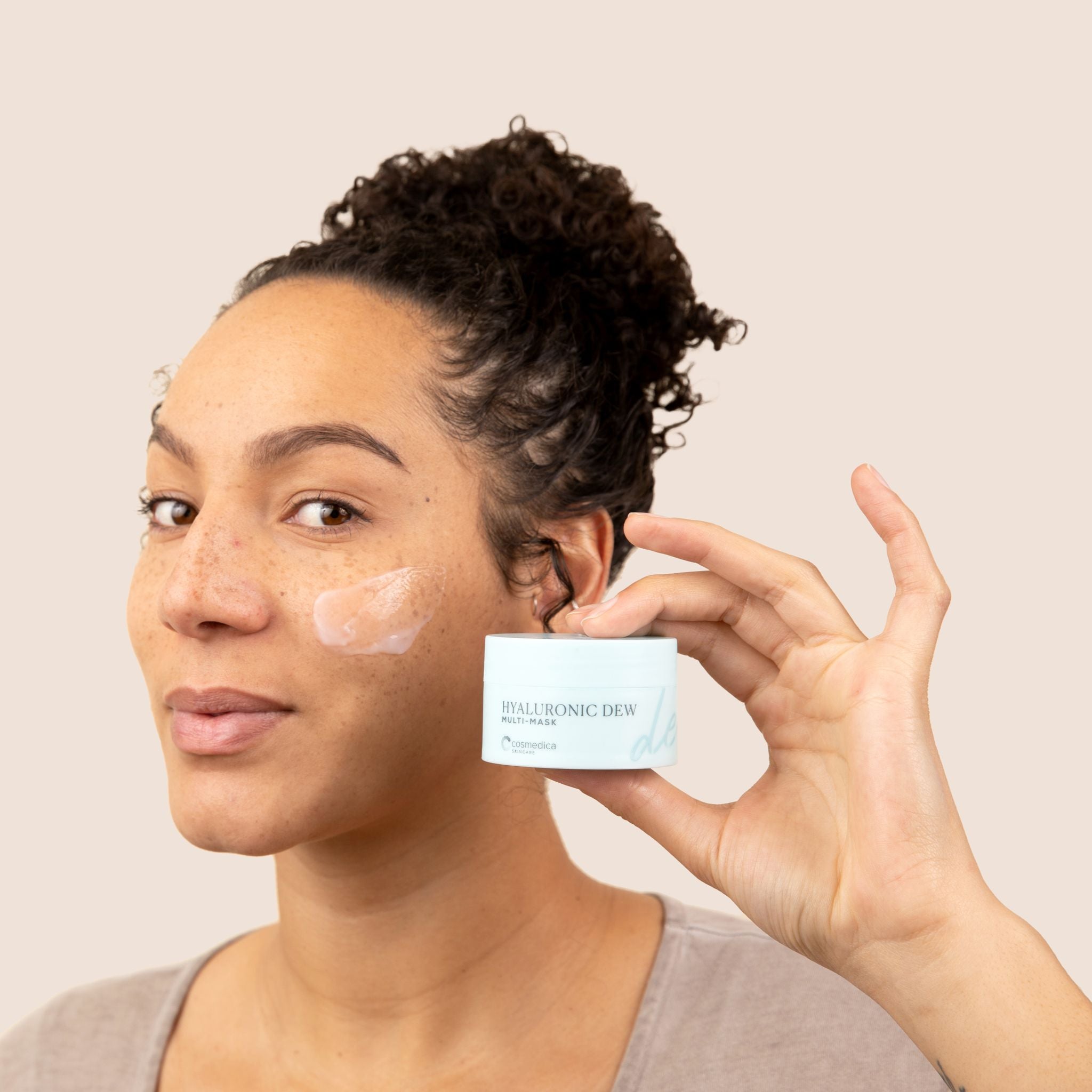 5 Benefits of Facial Masks for Revitalizing Your Skin